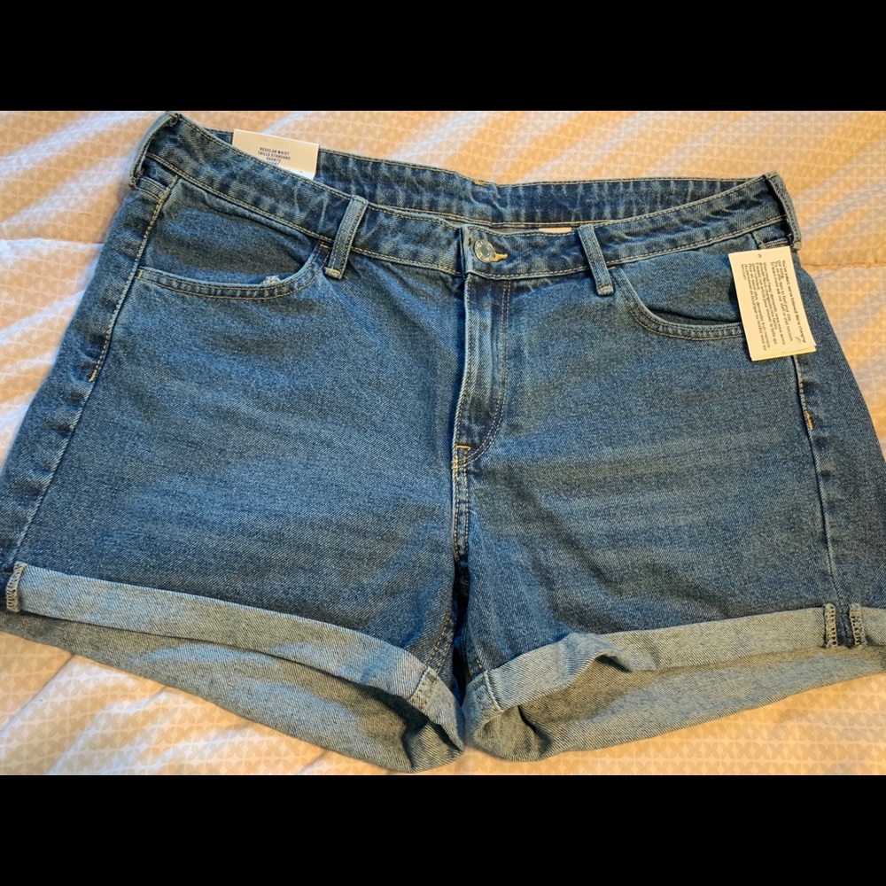 H&M denim shorts